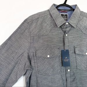 Denver Hayes • Cotton Button Down